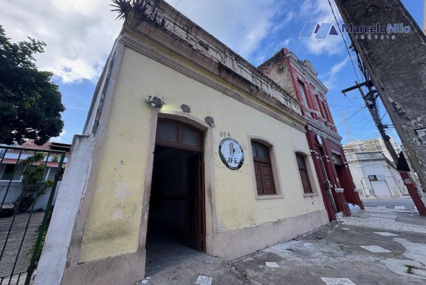 Imóvel Comercial Em Frente A Assembléia Legislativa Com 05 Salas