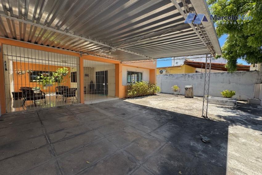 Casa em Bairro Novo, 03 Quartos, 01 Suíte e Dependência Completa